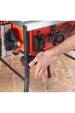 Scie sur table filaire - 1800 W