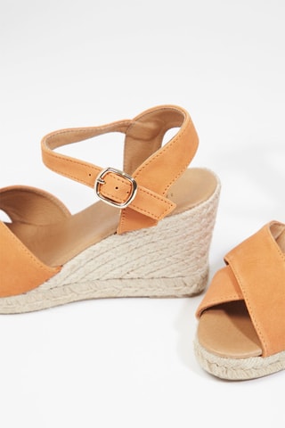 Sandalias de piel nobuk de cuña Omella - Naranja