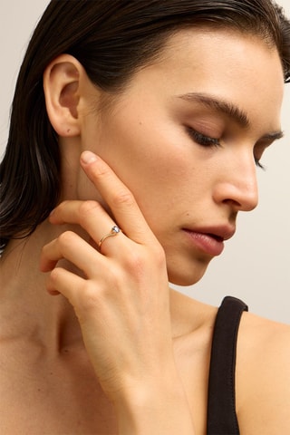 Anello - Oro giallo 18 kt e zaffiro