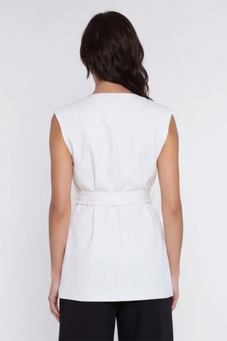 Chaleco regular fit - Crudo