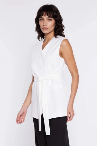 Chaleco regular fit - Crudo