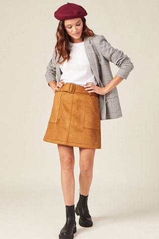 Saia direita - Castanho
