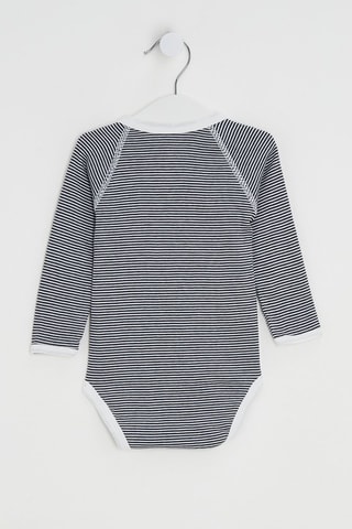 3 body - Bianco e nero