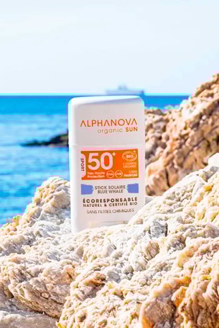 Stick solaire SPF50+ Blue Whale bio - Tous types de peaux - 12 g