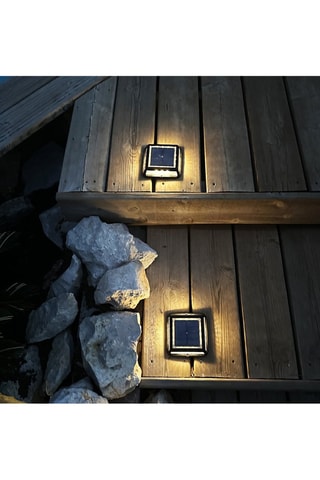 8 faretti LED a energia solare Quadry - Nero