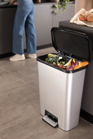 Poubelle à pédale Compatta - 50 l