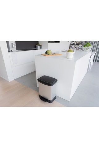 Poubelle à pédale - 30 l