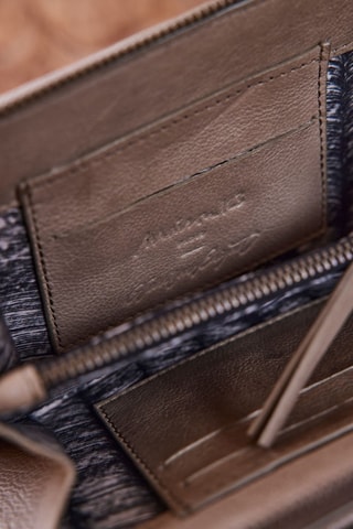 Bolso de mano de piel - Topo oscuro