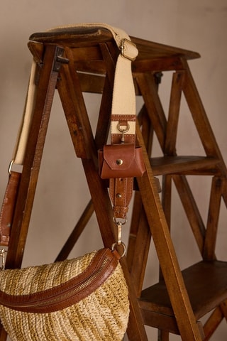 Mala a tiracolo - Cru