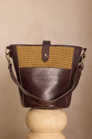 Bandolera de piel y yute - Marrón oscuro