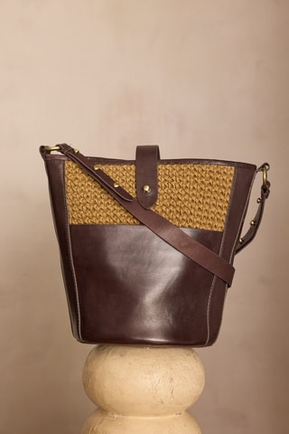 Bandolera de piel y yute - Marrón oscuro