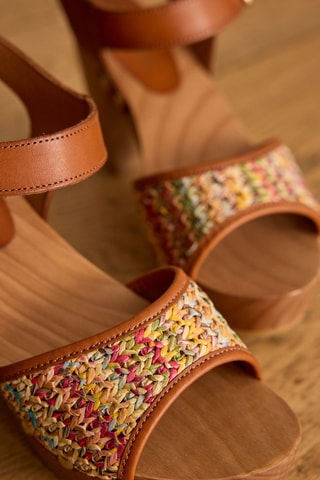 Sandalias de piel de tacón - Marrón