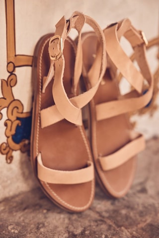 Sandalias de piel - Camel