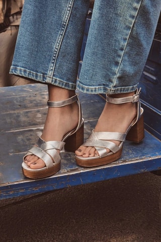 Sandalias de piel de tacón - Plateado