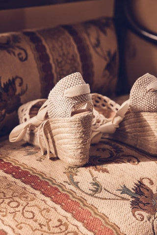 Romanas de cuña - Crudo