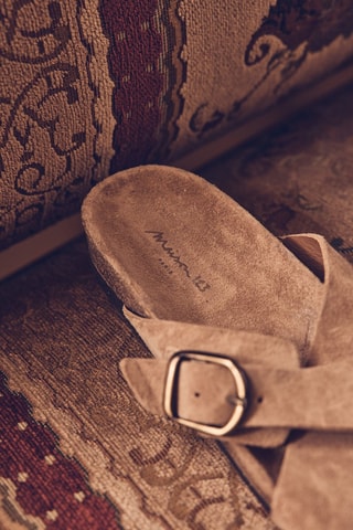 Sandalias de piel de serraje nobuk - Marrón claro