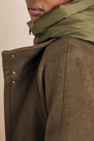 Pechera con capucha - Caqui