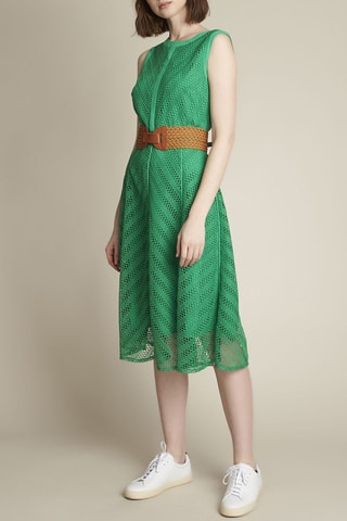 Vestido trapecio con bordado inglés - Verde esmeralda