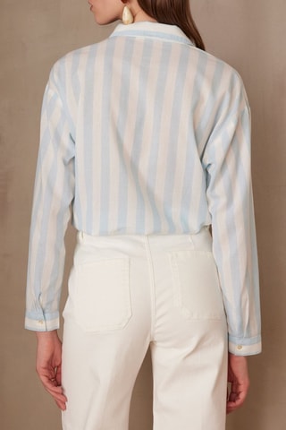 Camisa - Blanco y celeste