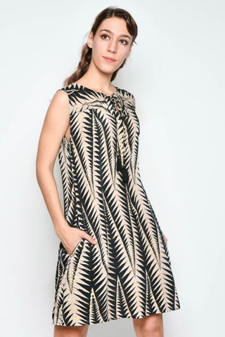 Vestido trapézio - Preto - Preto e bege