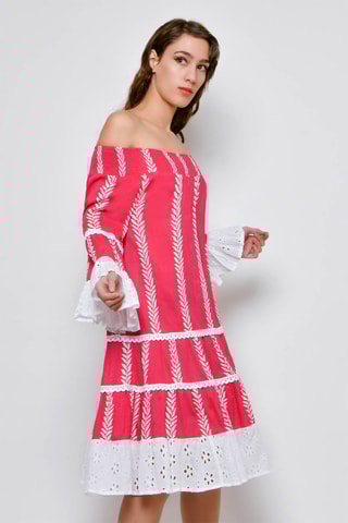 Vestido com folhos 
Vermelho - 