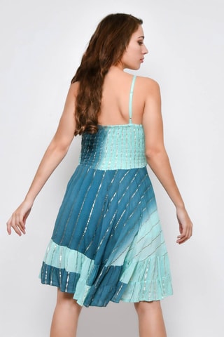 Vestido com folhos 
Azul - 