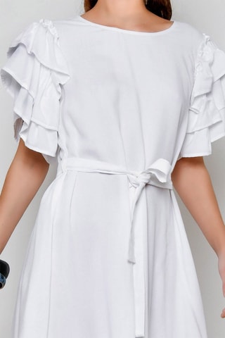 Vestido com folhos 
Branco - 