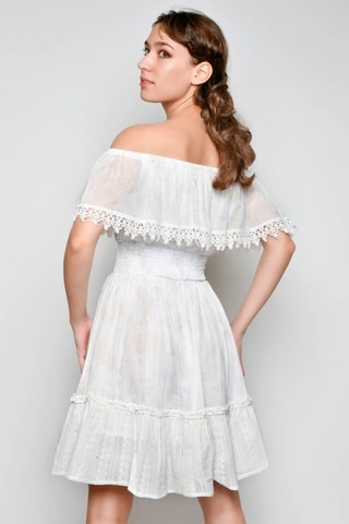 Vestido com folhos - Branco - 