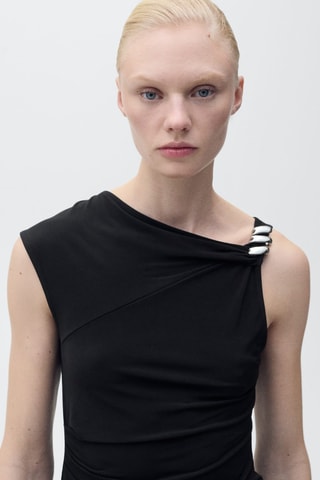 Haut asymétrique application métallique - Noir