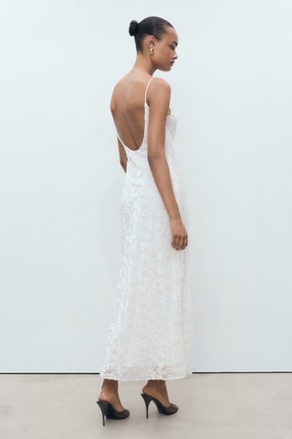 Robe dévorée à fleurs - Ecru