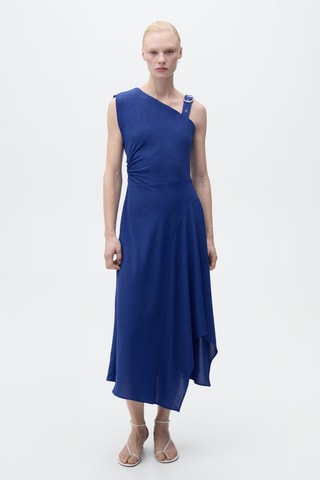 Robe asymétrique à bretelles et boucle - Bleu