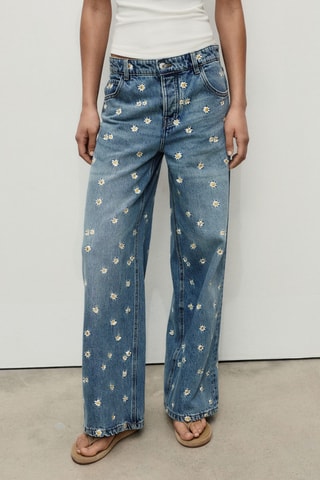 Jean large avec broderie à fleurs - Bleu
