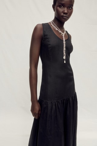 Robe longue en lin avec empiècement froncé - Noir