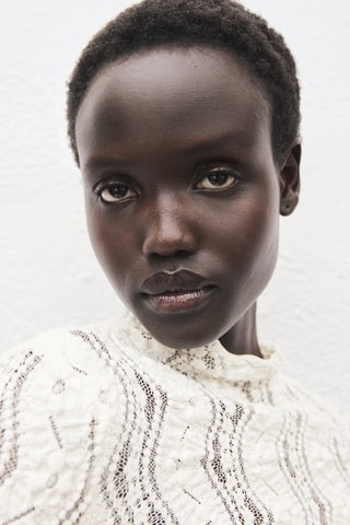 Opengewerkte trui met opstaande kraag - Gebroken Wit