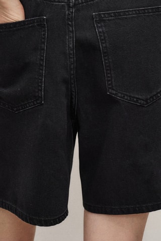 Bermuda en jean taille normale à pinces - Noir