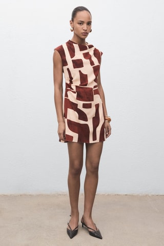 Robe imprimée col bénitier - Ecru