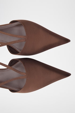 Chaussure talon kitten heel en satin à brides - Chocolat