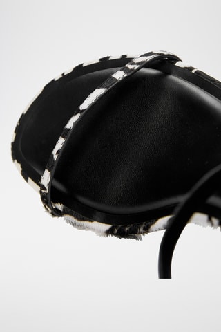 Sandales à talons en cuir - Noir