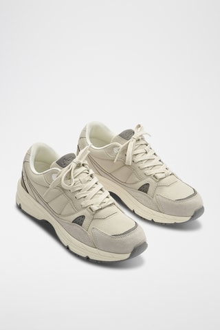 Baskets - Ecru et gris foncé