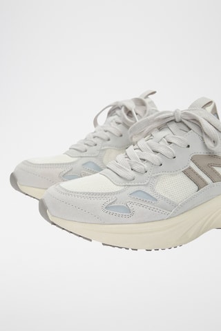 Baskets en cuir - Ecru et taupe