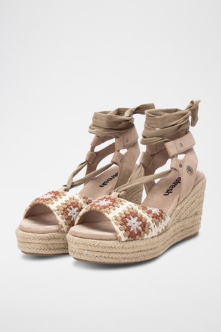 Sandalen met Sleehak - Beige