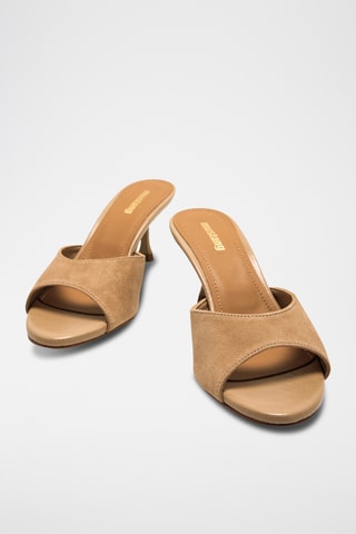 Nubuck Muiltjes met Hak Marta - Camel