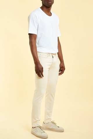 Vaquero Pierre - Crudo