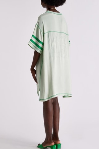 Vestido camiseta Nour - Verde