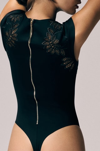 Body Newbury - Negro