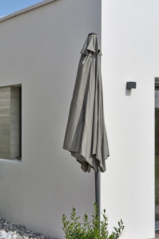 Sombrilla redonda Marbella - 6 m² - Diámetro de la lona 270 cm?

?