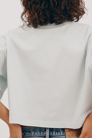 T-shirt cropped em algodão biológico - Azul-celeste