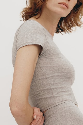 T-shirt cropped em algodão biológico - Cinzento-claro mesclado