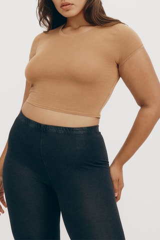 T-shirt cropped em algodão biológico - Castanho-claro