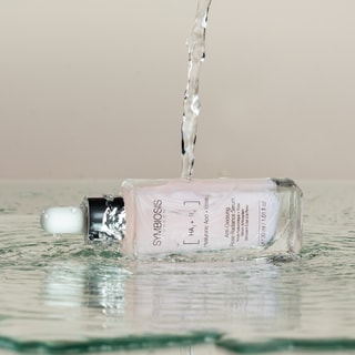 Sérum antioxidante e iluminador con rosa - Ácido hialurónico + Rosa - 30 ml